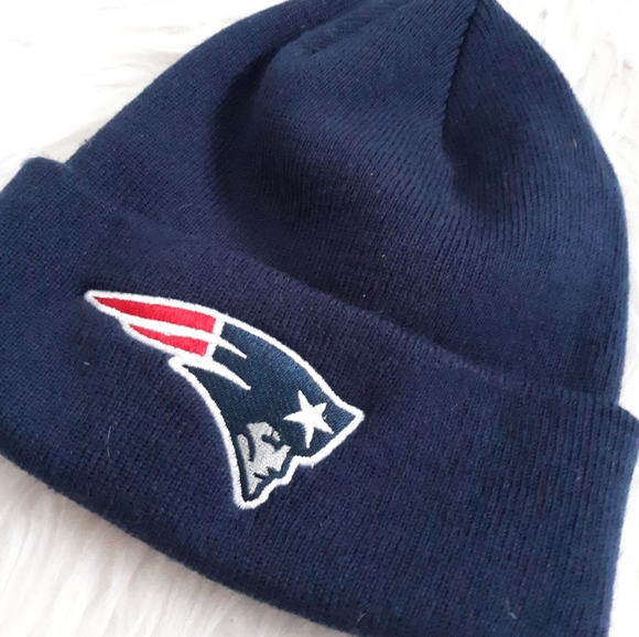 NFL Patriots Logo Beanie - Picture 2 of 4